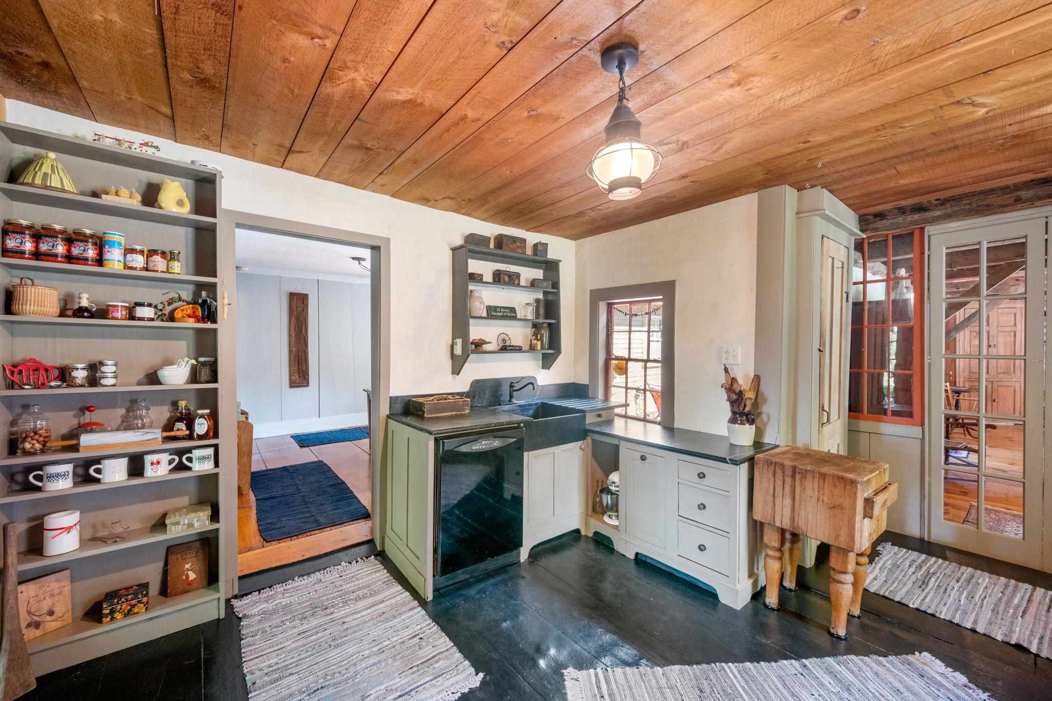 403 White Oak Road Barnstead, NH 03225 - Photo 11 of 37