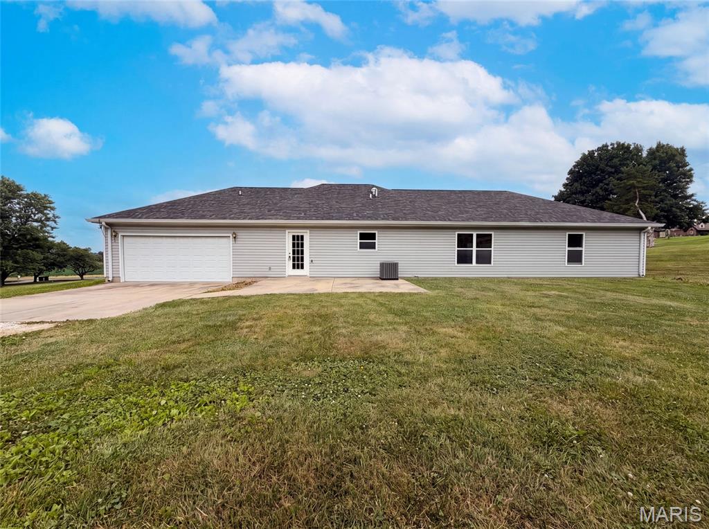 2357 Bastean Road Wentzville, MO 63385 - Photo 5 of 25