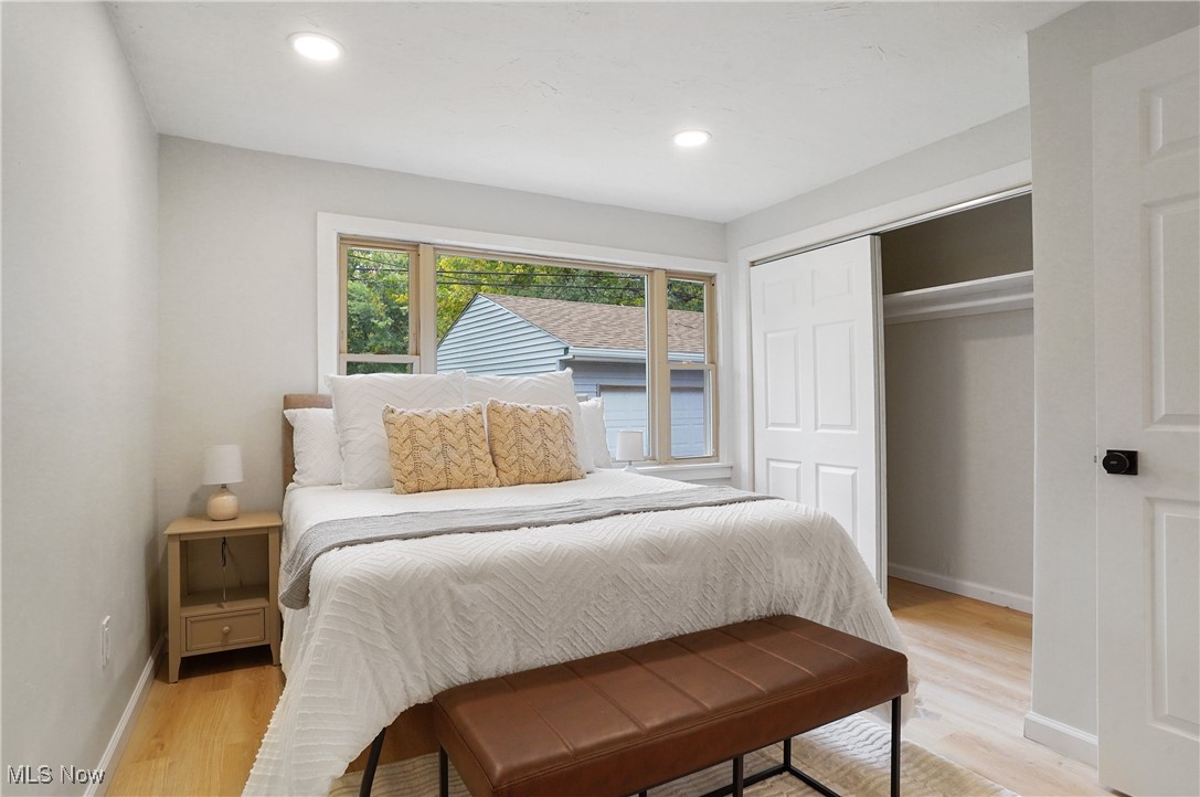 3734 Bainbridge Road Cleveland Heights, OH 44118 - Photo 5 of 41