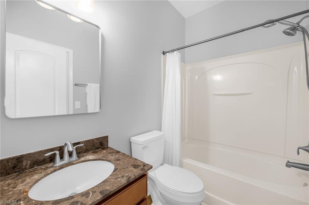 6744 Planters Drive High Point, NC 27265 - Photo 19 of 40 Gallery Image 19