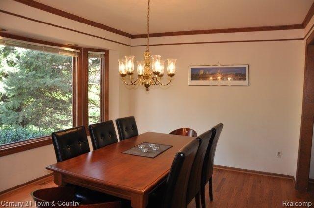 1090 Springwood Lane Rochester, MI 48309 - Photo 5 of 25 Dinning room