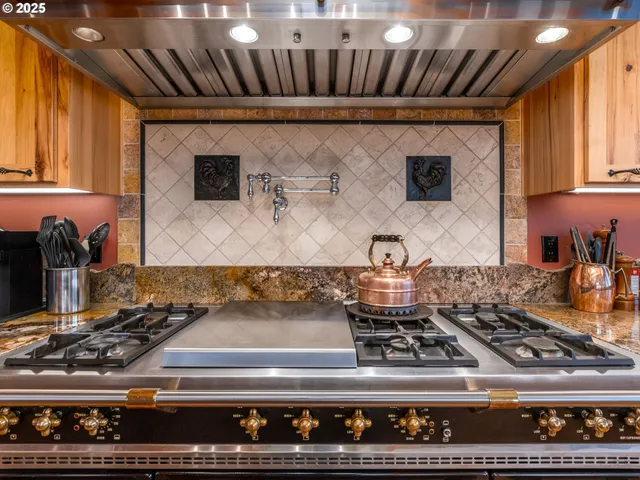 a close view of stove top oven