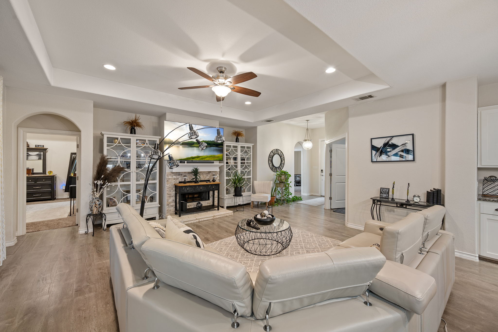 416 Venture Boulevard South Point Venture, TX 78645 - Photo 4 of 31