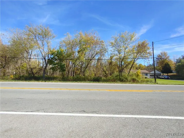 $28,000 | 4311 Lake Avenue, Lockport Town, NY 14094