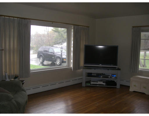 23 Winchendon Road Templeton, MA 01436 - Photo 8 of 15 Gallery Image 8