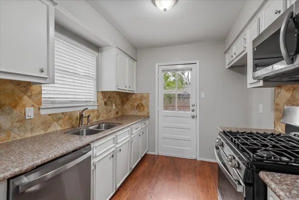 $1,800 | 29414 Sedgefield Street, Spring, TX 77386