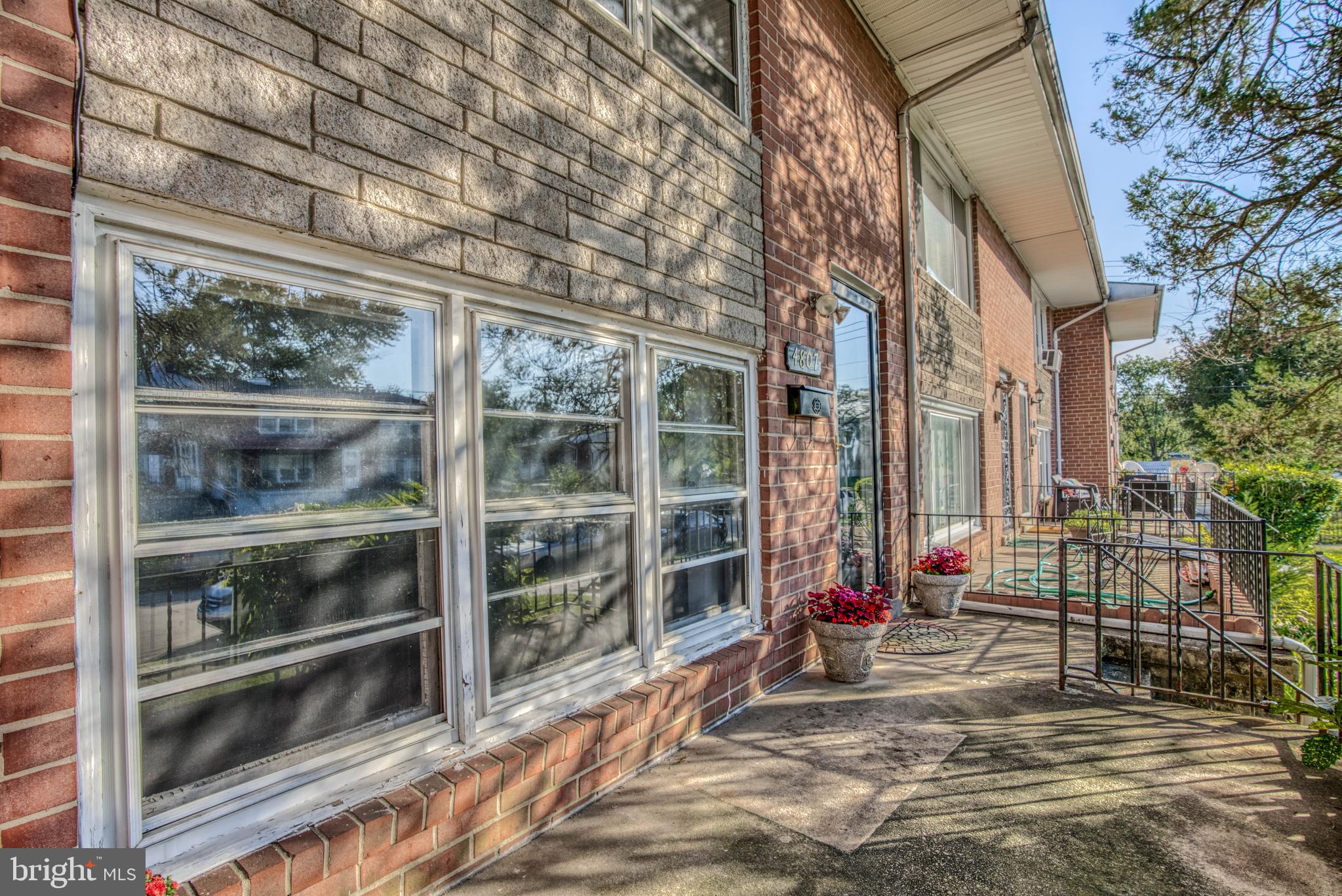 4807 Strathdale Road Baltimore, MD 21206 - Photo 2 of 37