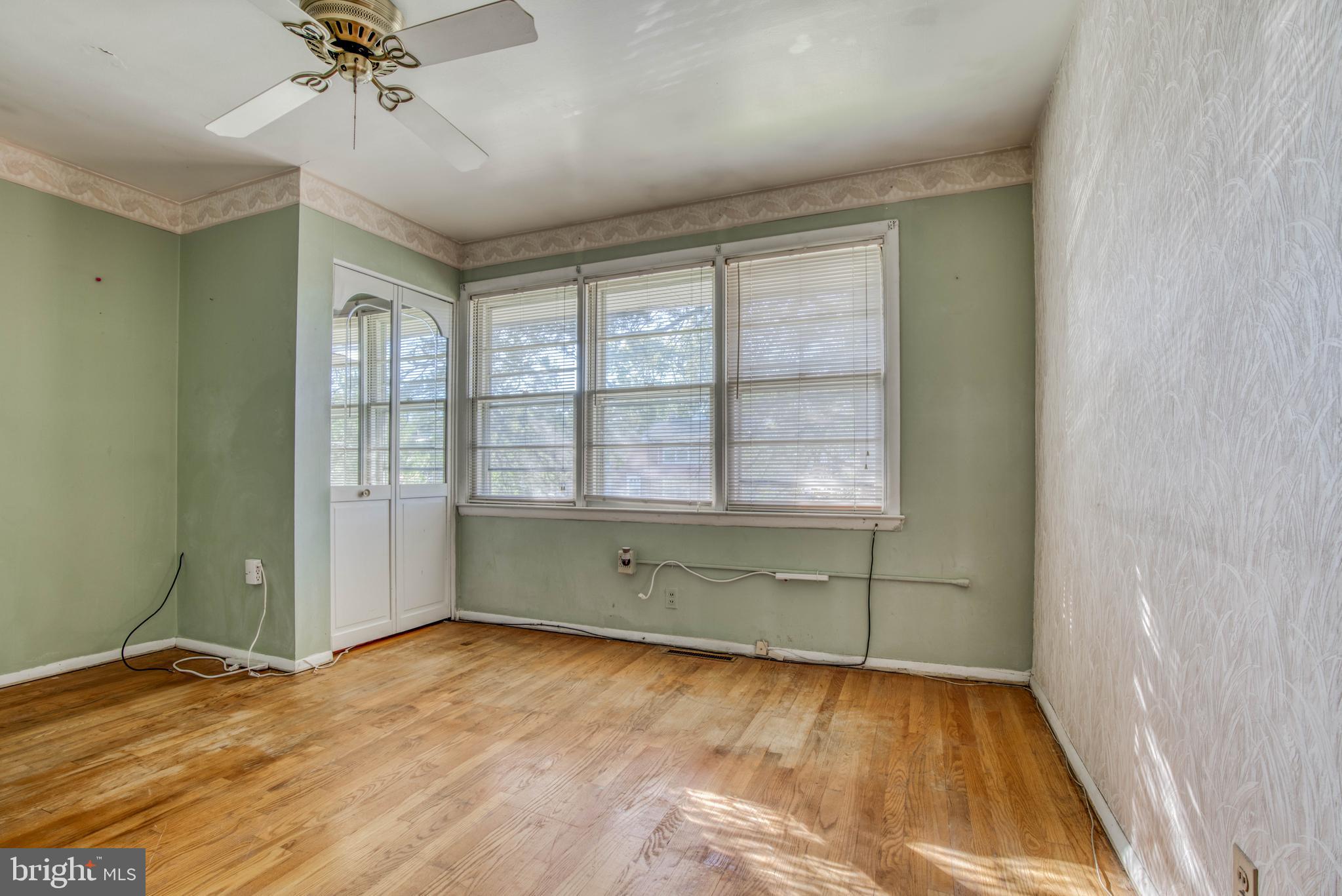 4807 Strathdale Road Baltimore, MD 21206 - Photo 19 of 37