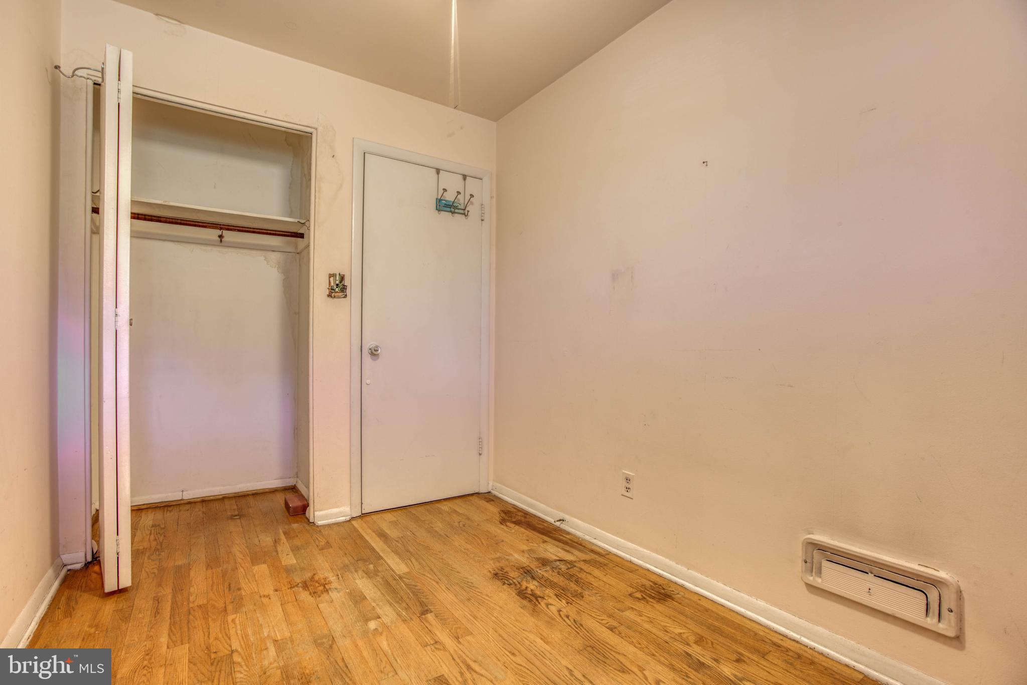4807 Strathdale Road Baltimore, MD 21206 - Photo 27 of 37