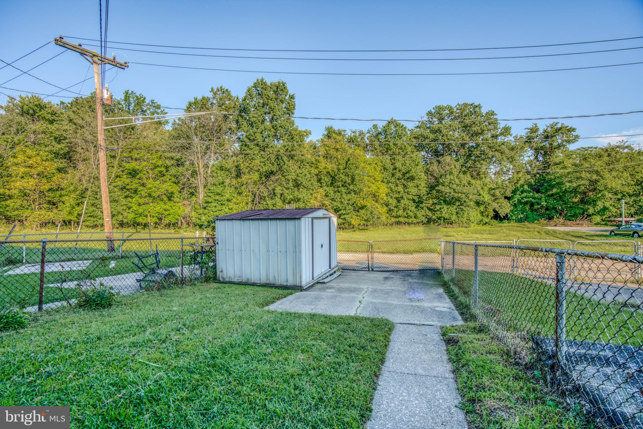 4807 Strathdale Road Baltimore, MD 21206 - Photo 35 of 37