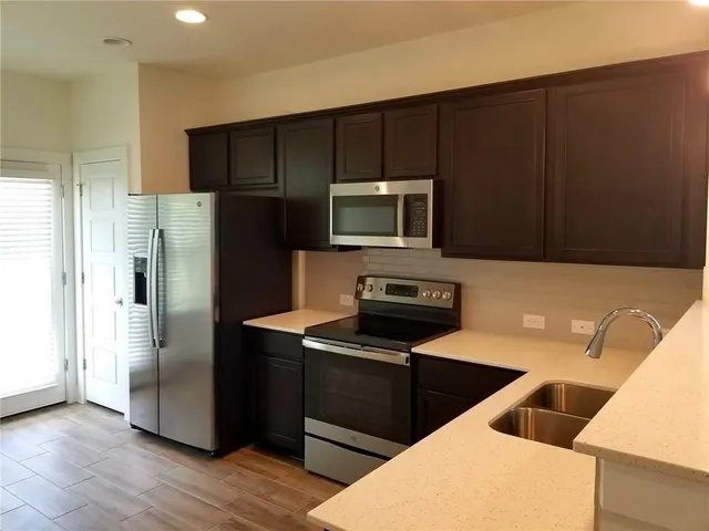 $2,295 | 1614 Roseburg Drive, Austin, TX 78754