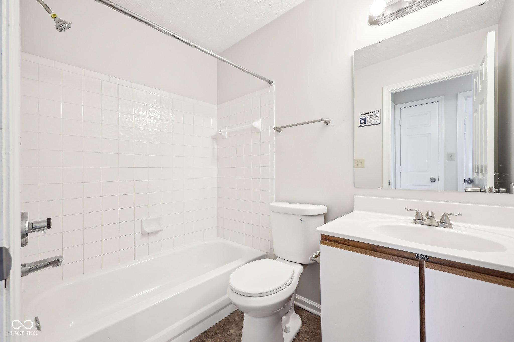 4002 Colchester Drive Indianapolis, IN 46268 - Photo 19 of 31