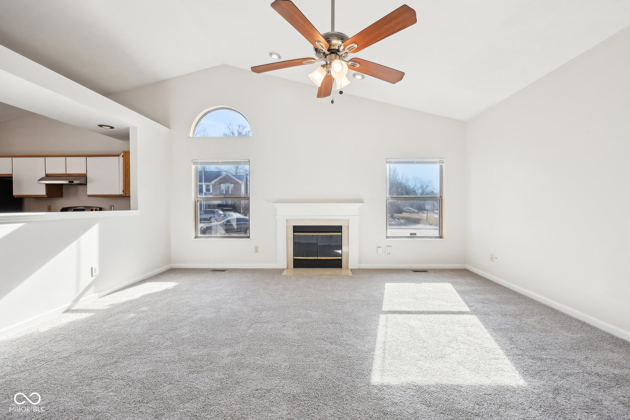 4002 Colchester Drive Indianapolis, IN 46268 - Photo 8 of 31