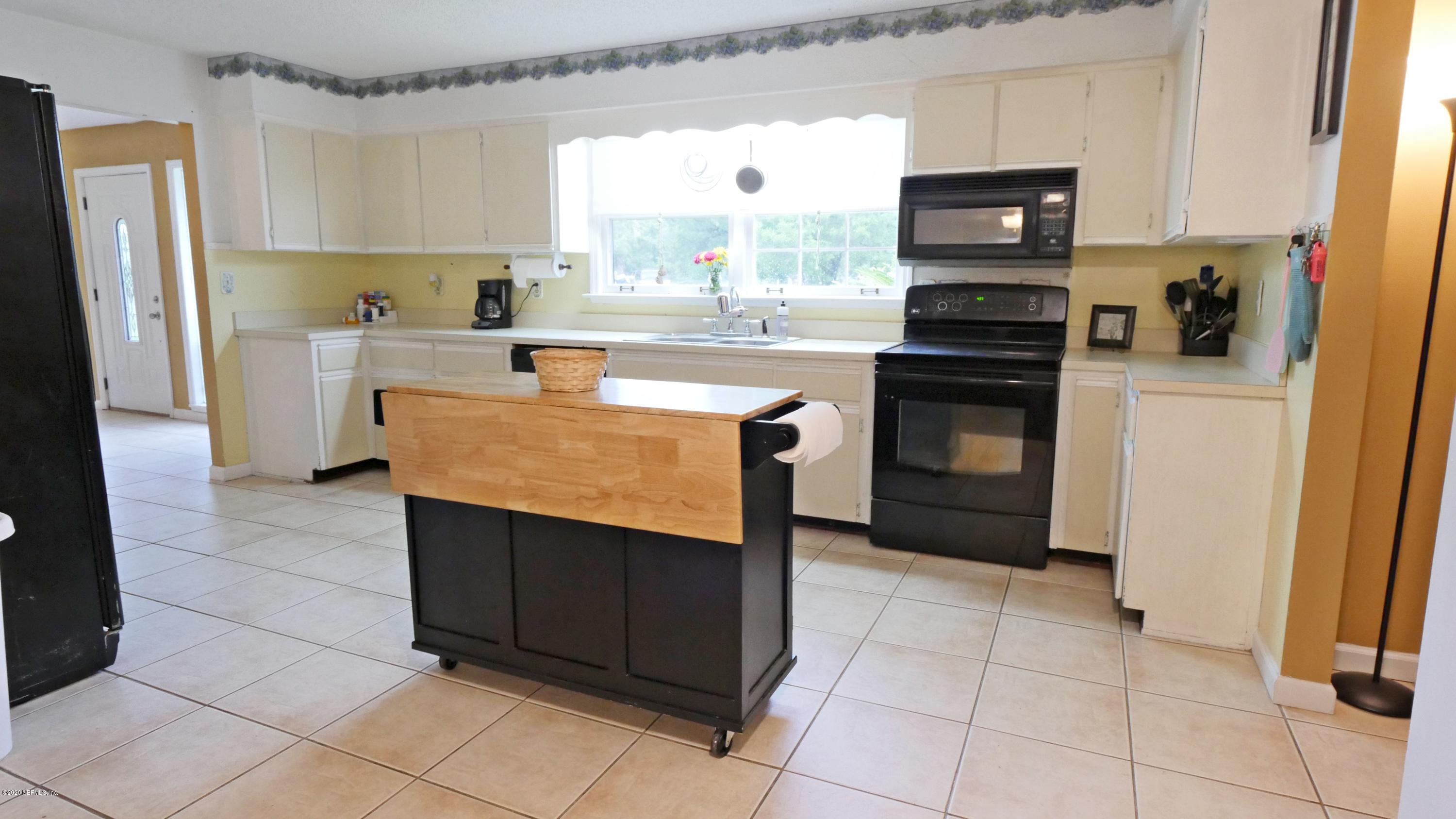 85237 Angie Road Yulee, FL 32097 - Photo 16 of 39 Kitchen