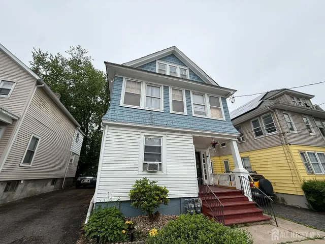 $599,900 | 266 Sandford Street, New Brunswick, NJ 08901