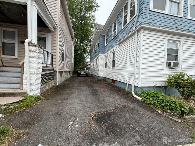 $599,900 | 266 Sandford Street, New Brunswick, NJ 08901