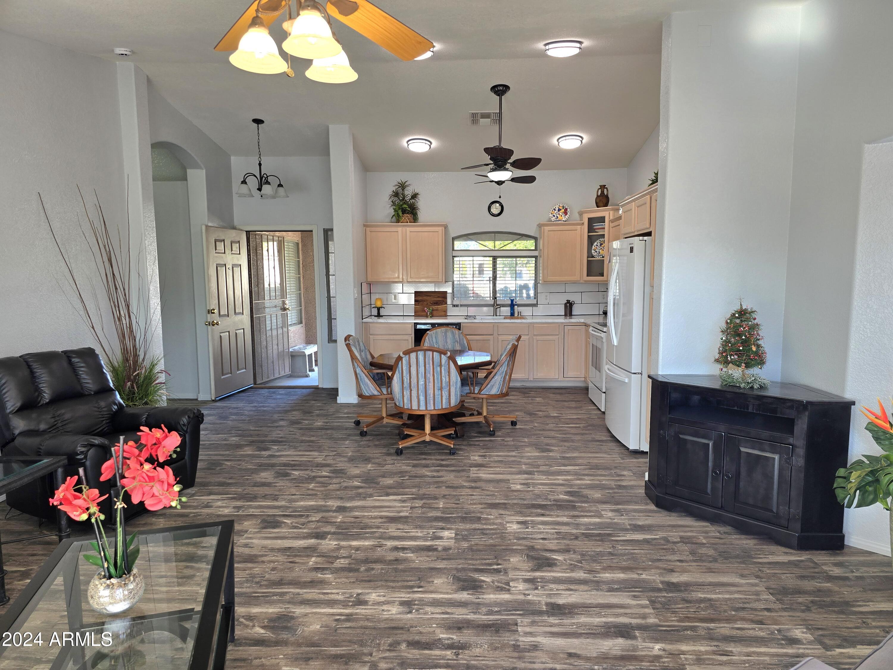 2101 South Meridian Road, Unit 421 Apache Junction, AZ 85120 - Photo 8 of 45 0005