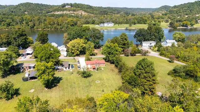 $425,000 | 1105 Goose Bay Road, Ashland City, TN 37015