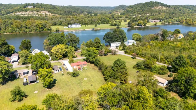 $425,000 | 1105 Goose Bay Road, Ashland City, TN 37015