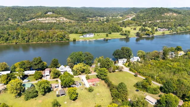 $425,000 | 1105 Goose Bay Road, Ashland City, TN 37015