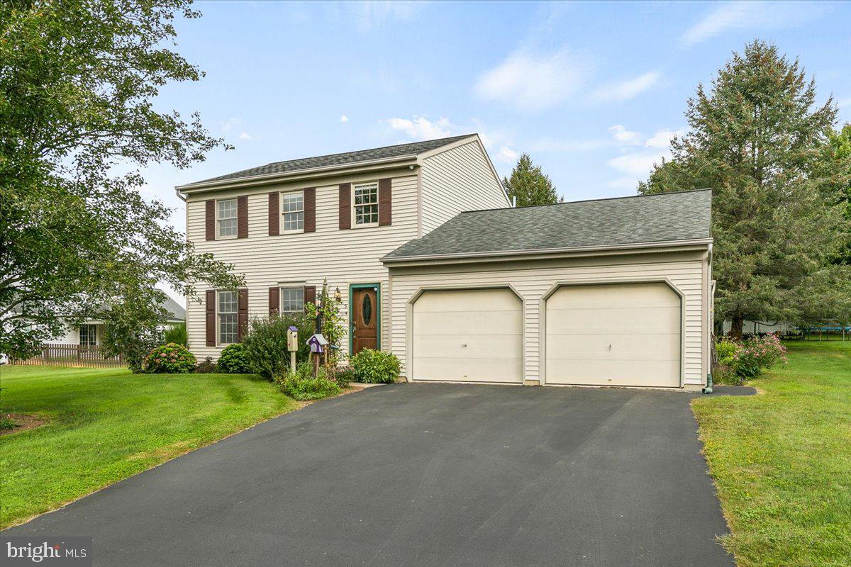 5 Brookview Drive Lititz, PA 17543 - Photo 2 of 39