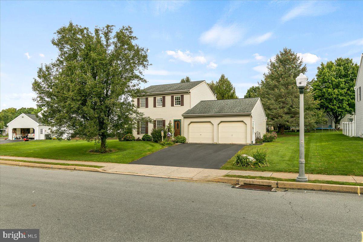 5 Brookview Drive Lititz, PA 17543 - Photo 3 of 39