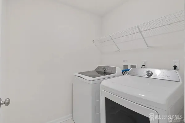 $4,750 | 735 Station Road, Dunellen, NJ 08812