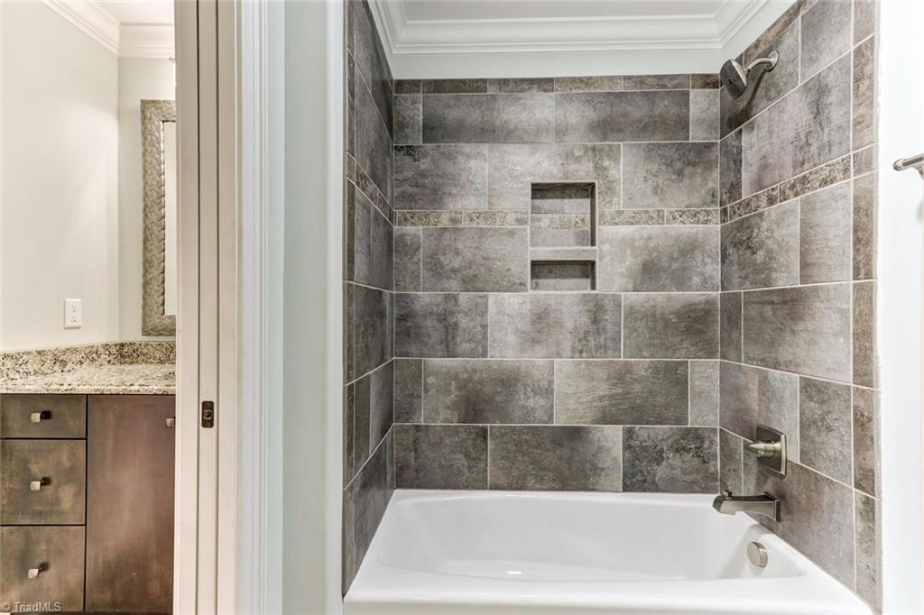 2602 Duck Club Road Greensboro, NC 27410 - Photo 25 of 30 Gallery Image 25