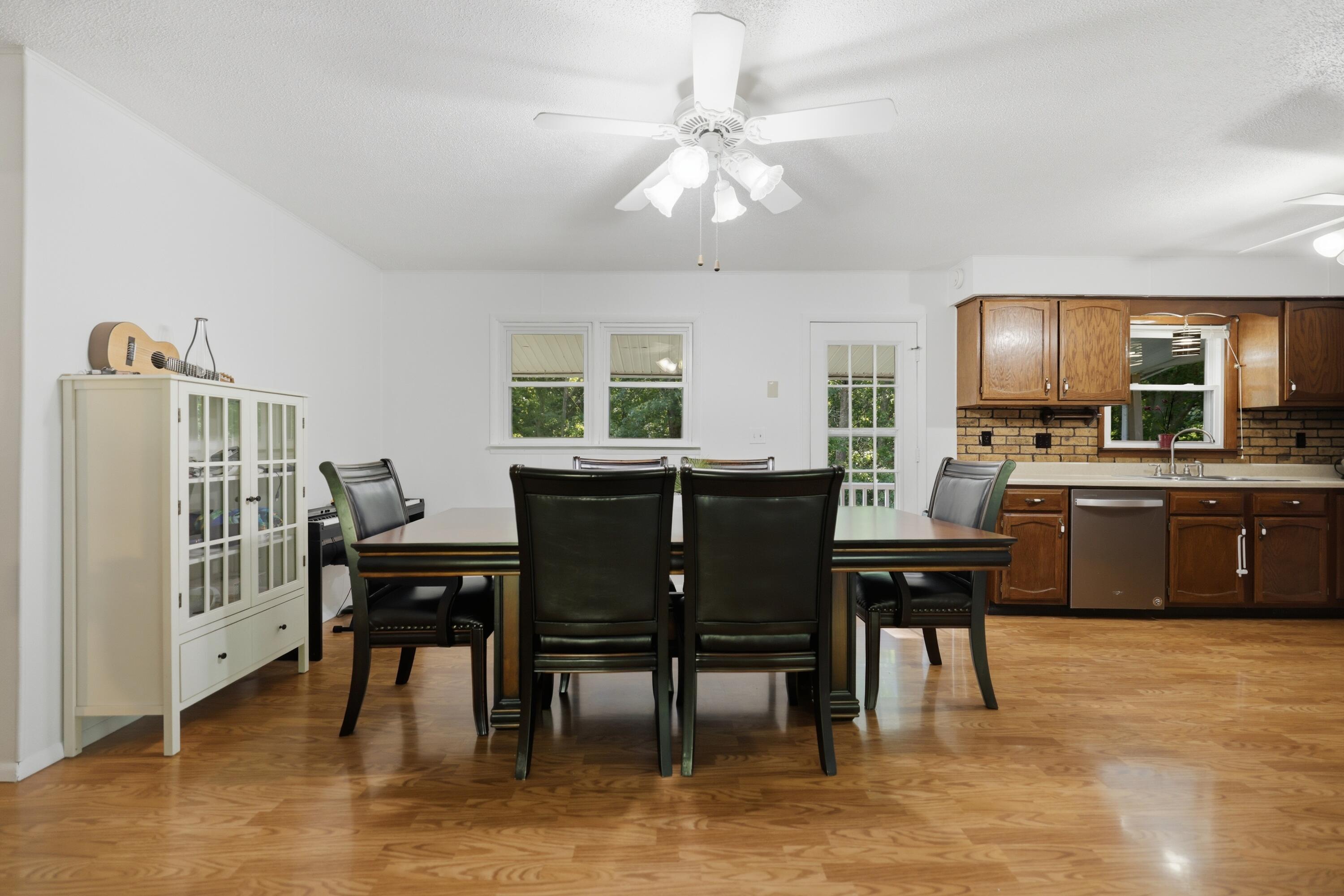 1130 Wright Road Murray, KY 42071 - Photo 11 of 35 Dining Room