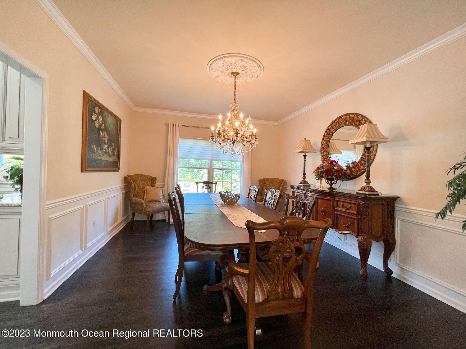 3 Lahaway Court Cream Ridge, NJ 08514 - Photo 8 of 41 3. Lahaway Dining room