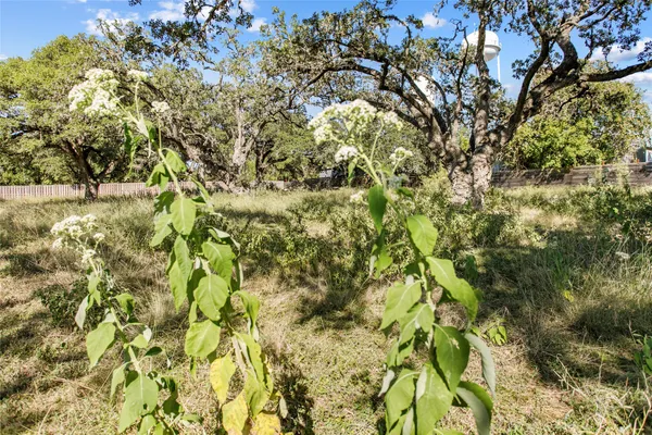$140,000 | 1420 Greenlawn Parkway, Blanco, TX 78606
