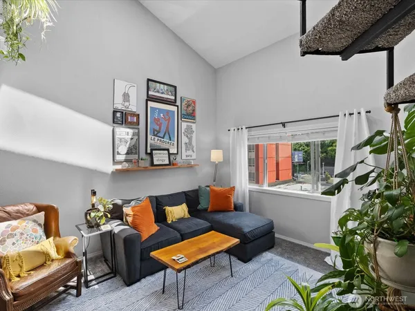 $330,000 | 14300 32nd Avenue Northeast, Unit 408, Seattle, WA 98125