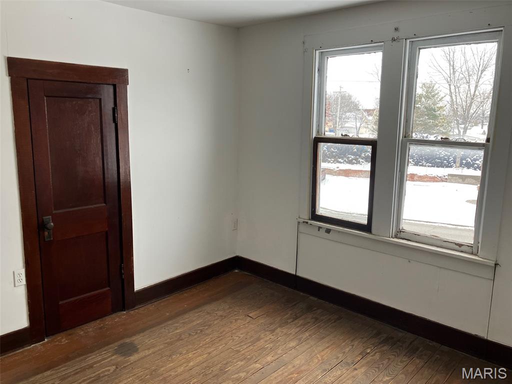 910 6th Street Highland, IL 62249 - Photo 8 of 13