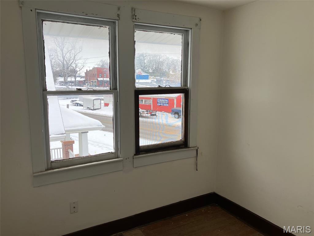 910 6th Street Highland, IL 62249 - Photo 9 of 12