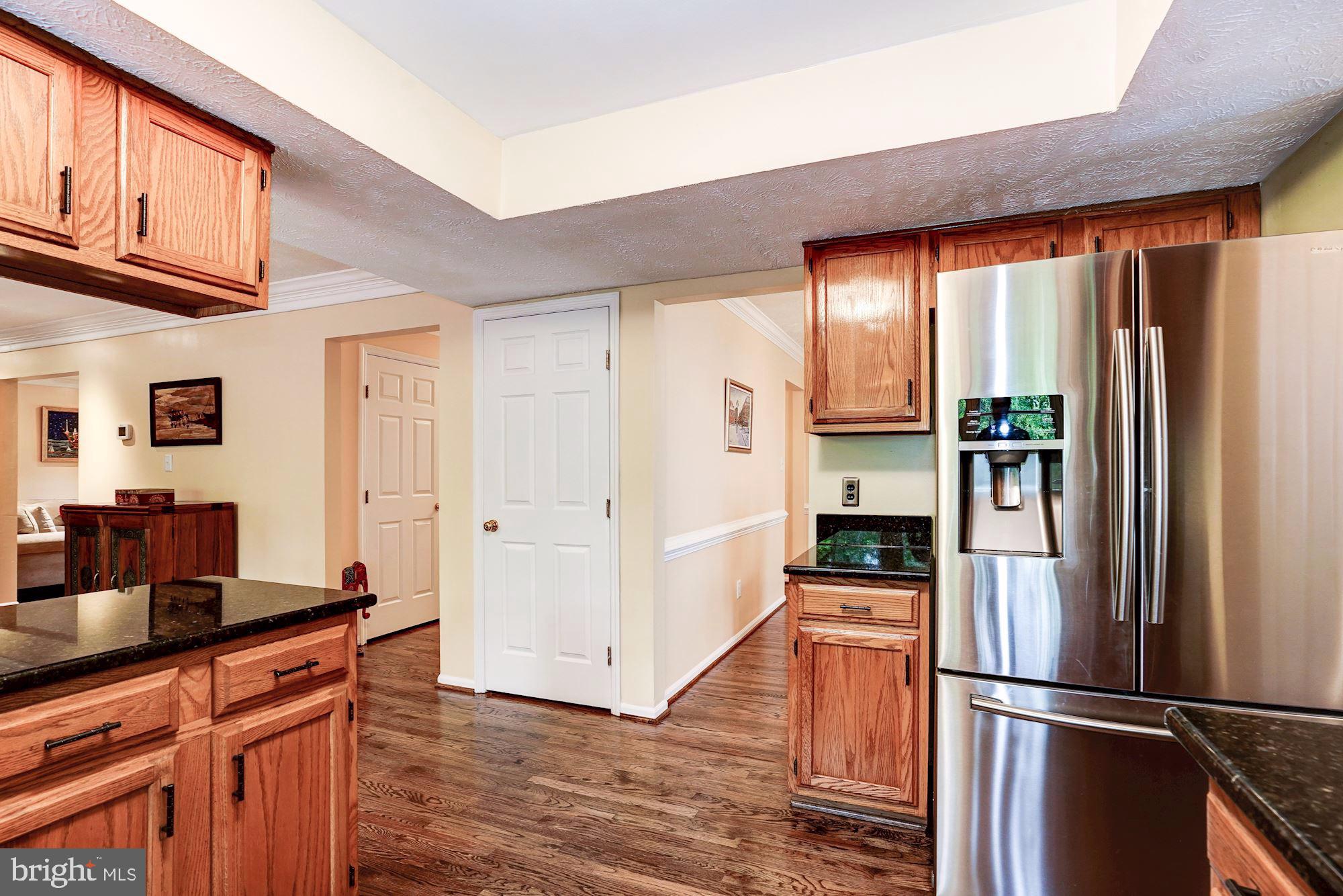 2330 Club Pond Lane Reston, VA 20191 - Photo 14 of 39 Stainless Steel Appliances