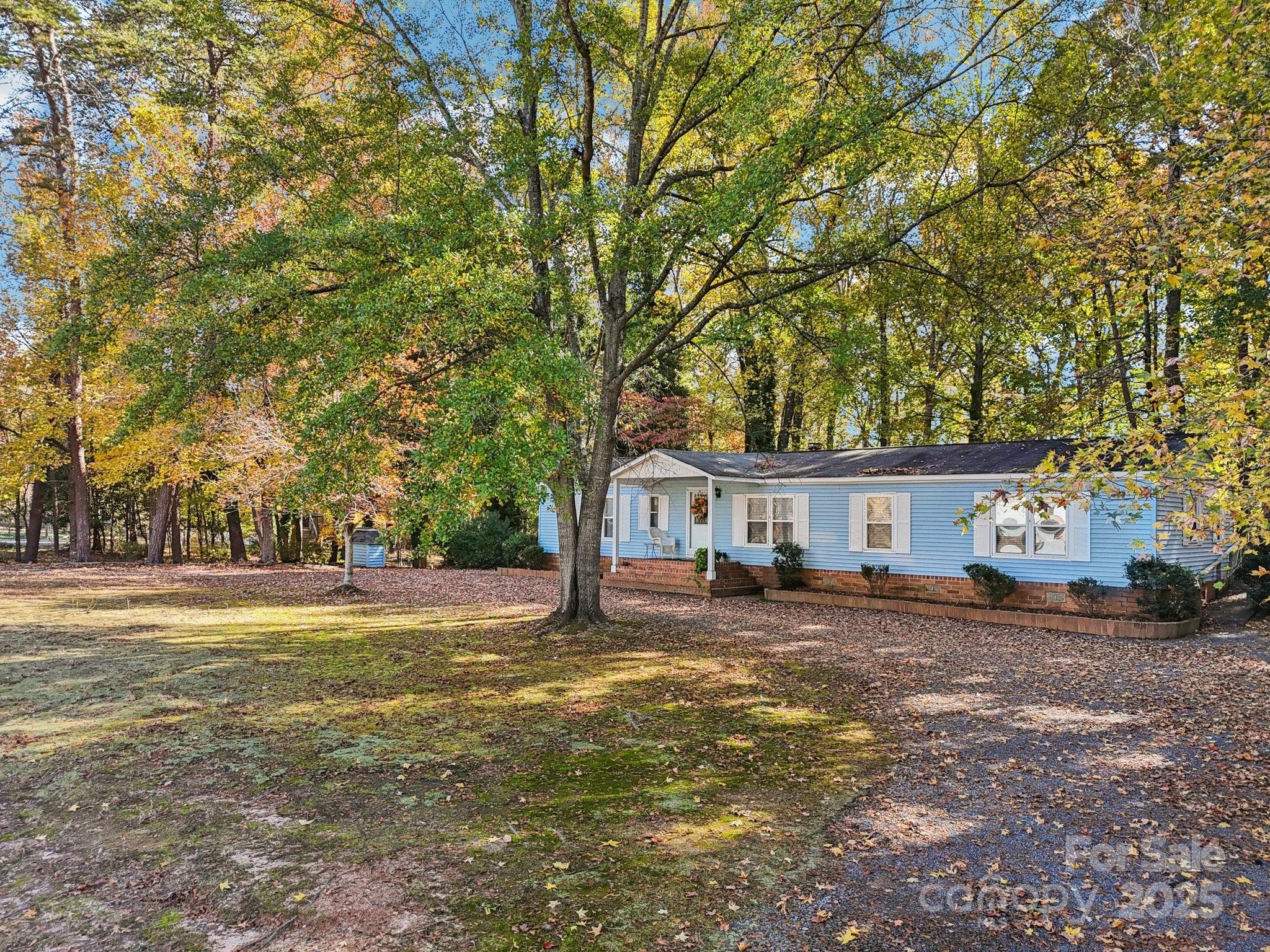 3196 Torrence Branch Drive Fort Mill, SC 29708 - Photo 2 of 43 Gallery Image 2