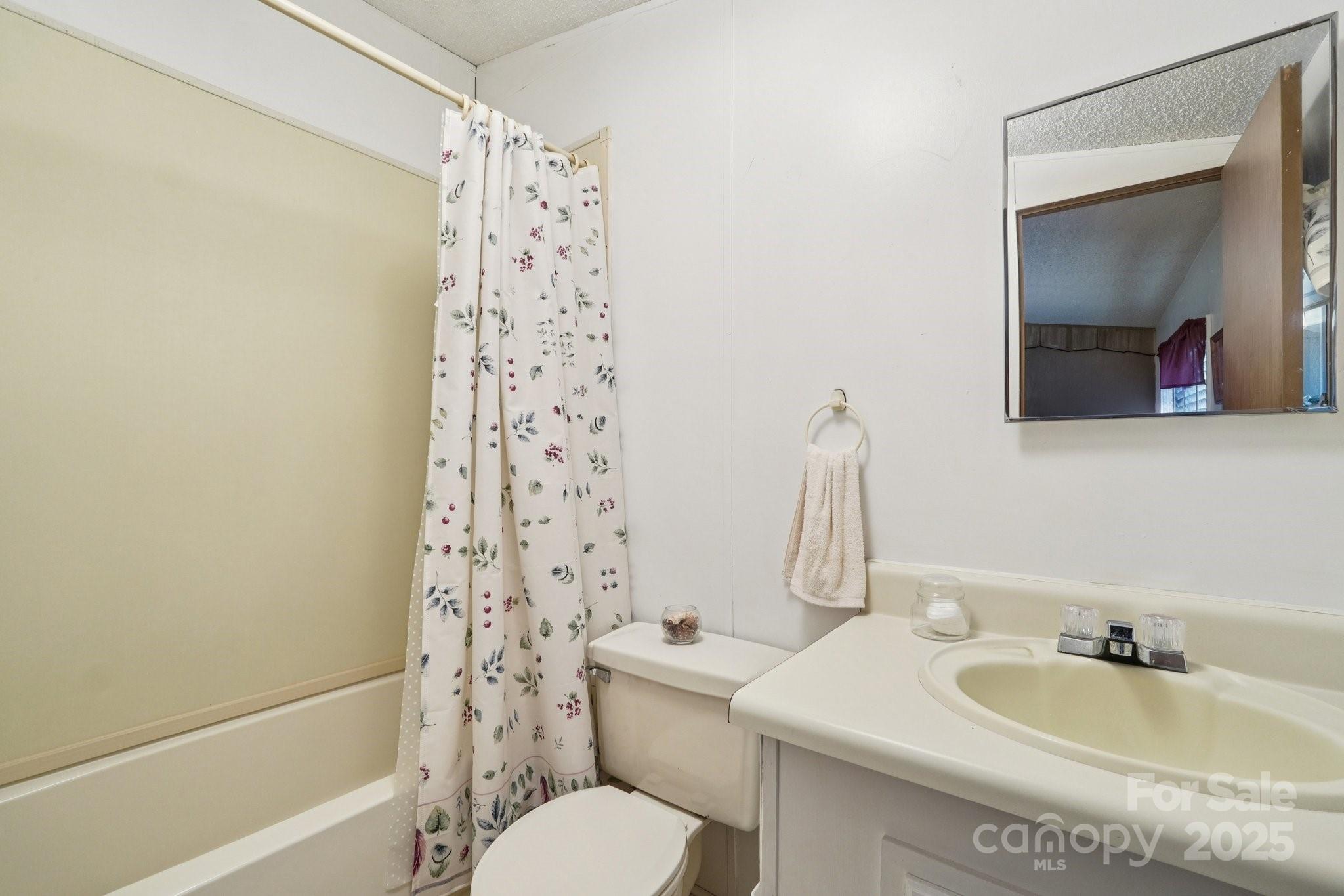 3196 Torrence Branch Drive Fort Mill, SC 29708 - Photo 25 of 43 Gallery Image 25