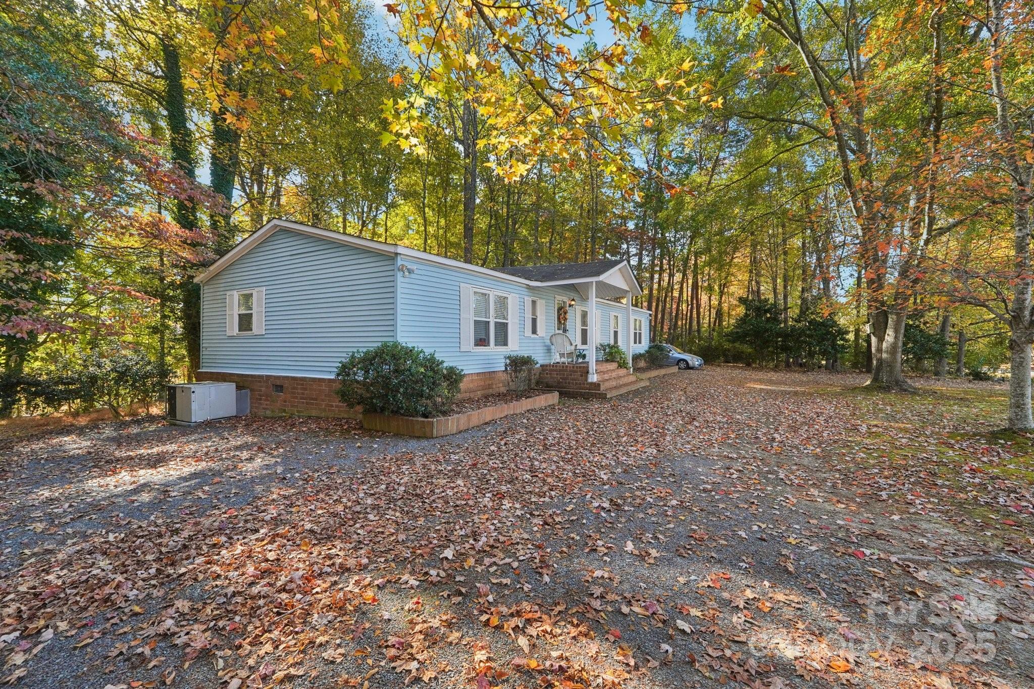 3196 Torrence Branch Drive Fort Mill, SC 29708 - Photo 5 of 43 Gallery Image 5