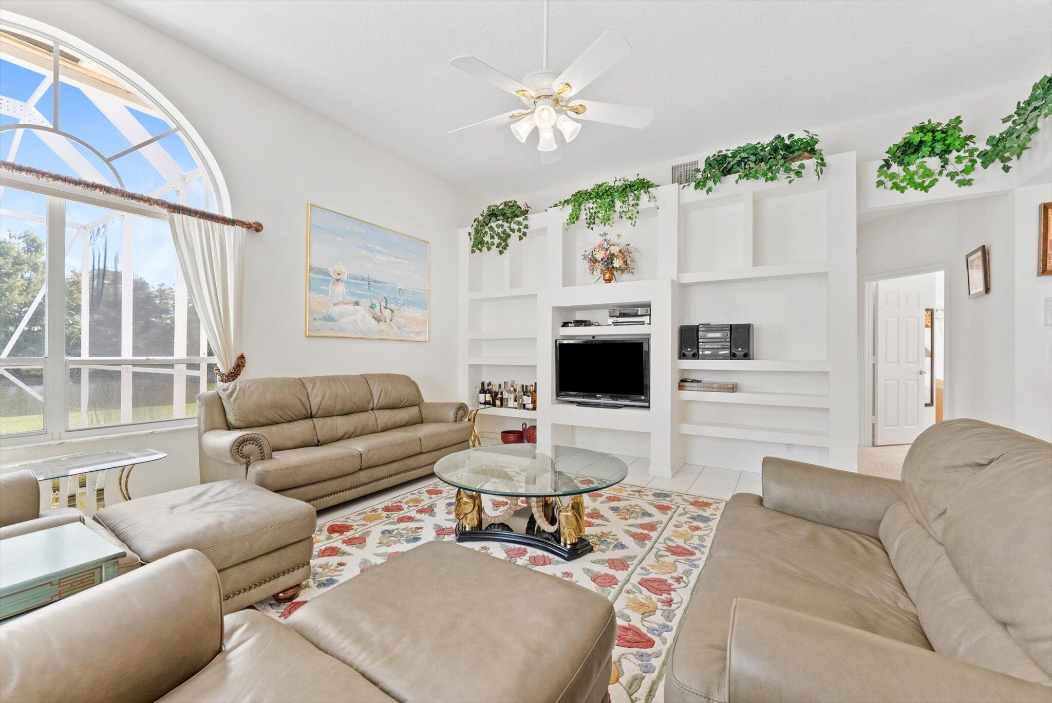 12181 Rockledge Circle Boca Raton, FL 33428 - Photo 13 of 70 Living Room