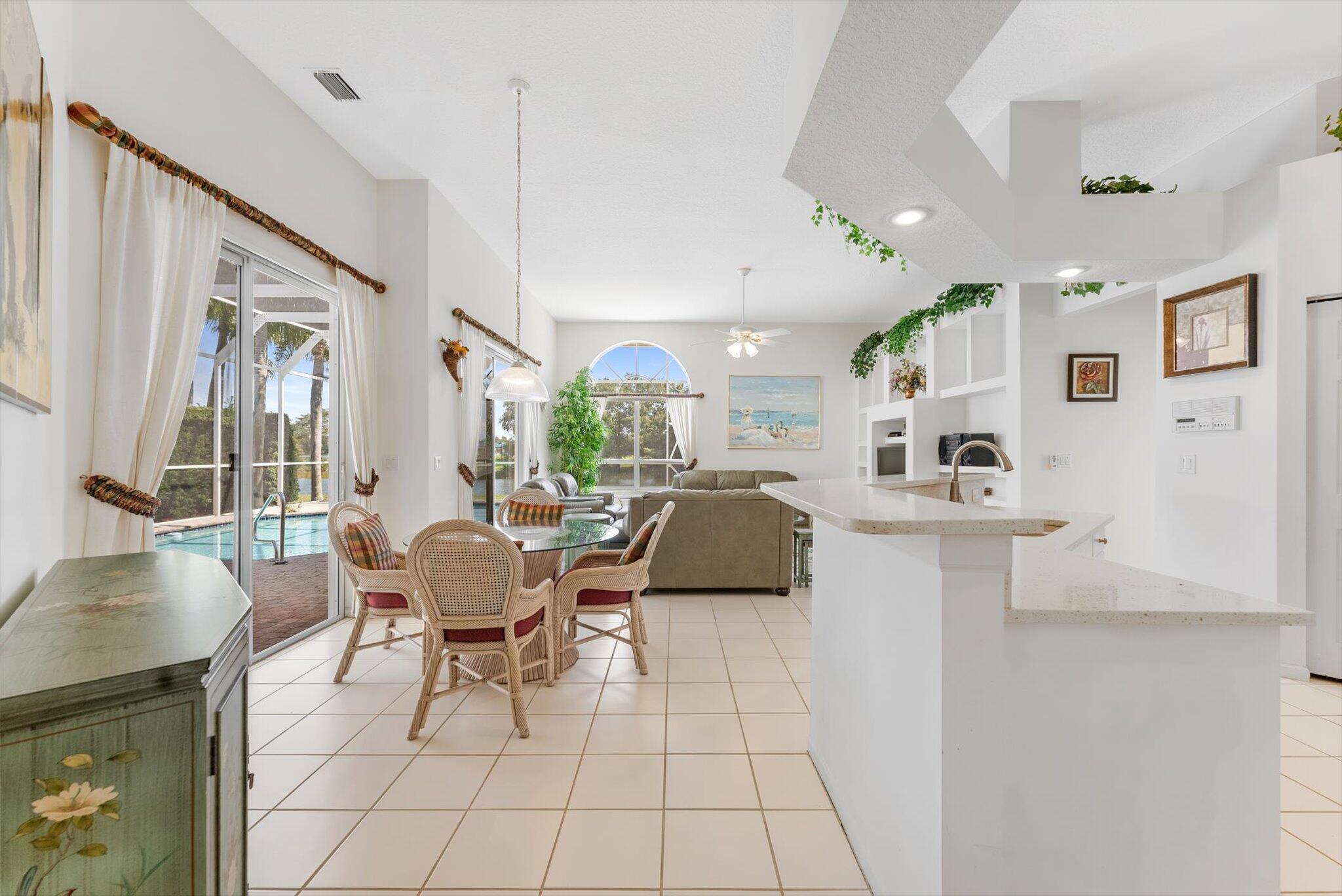 12181 Rockledge Circle Boca Raton, FL 33428 - Photo 10 of 70 Kitchen + Breakfast