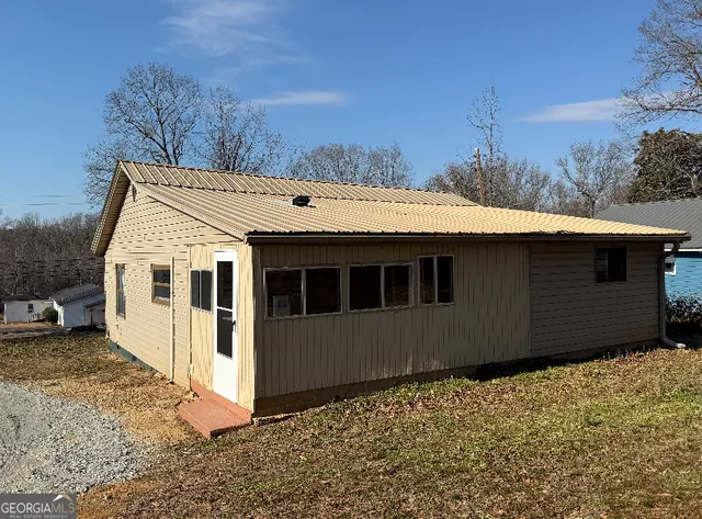 $1,050 | 10372 Highway 106, Carnesville, GA 30521
