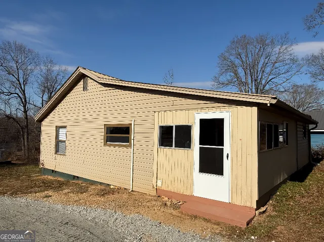 $1,050 | 10372 Highway 106, Carnesville, GA 30521