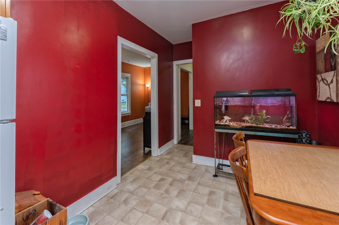 215 Spruce Avenue Rochester, NY 14611 - Photo 14 of 36