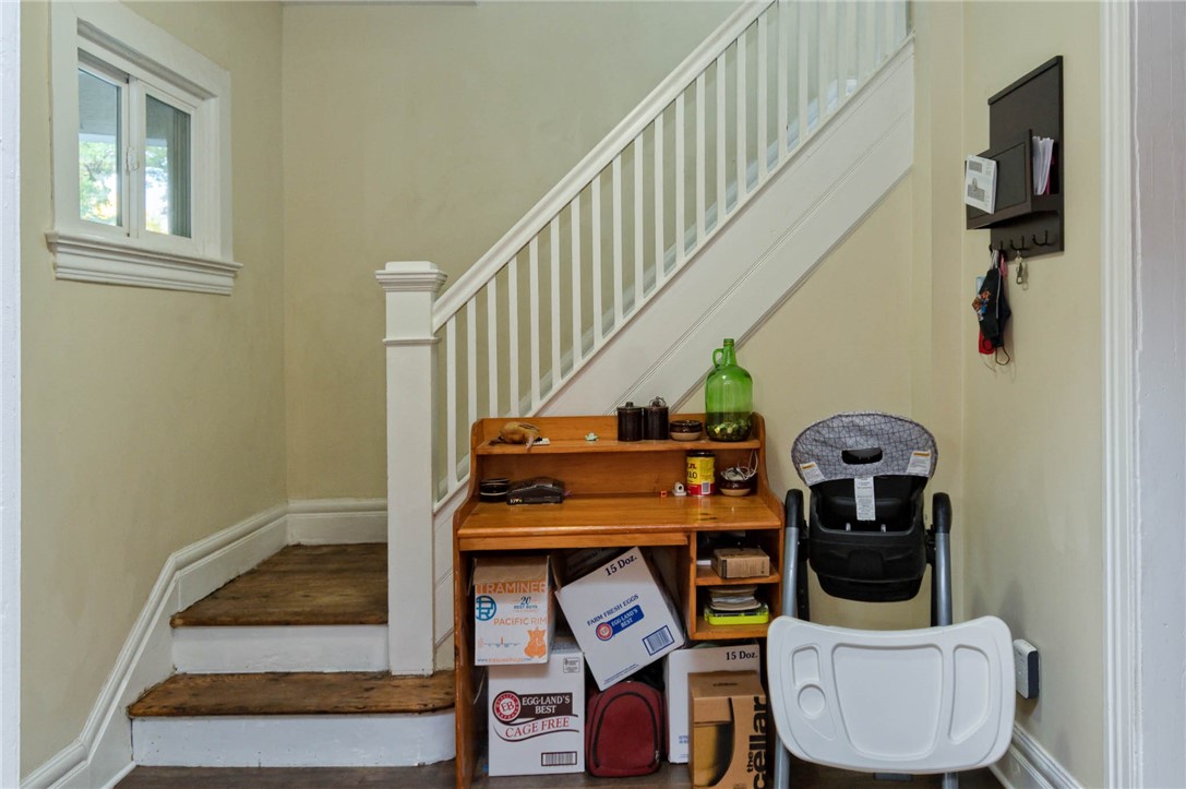 215 Spruce Avenue Rochester, NY 14611 - Photo 16 of 36