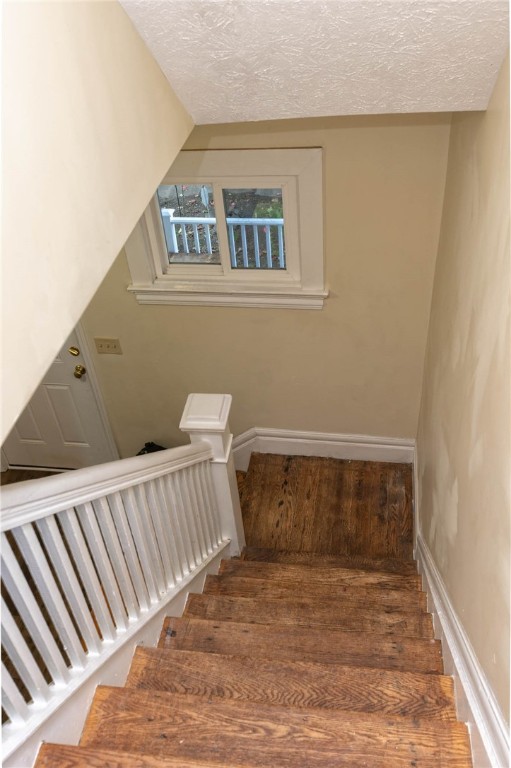 215 Spruce Avenue Rochester, NY 14611 - Photo 26 of 36