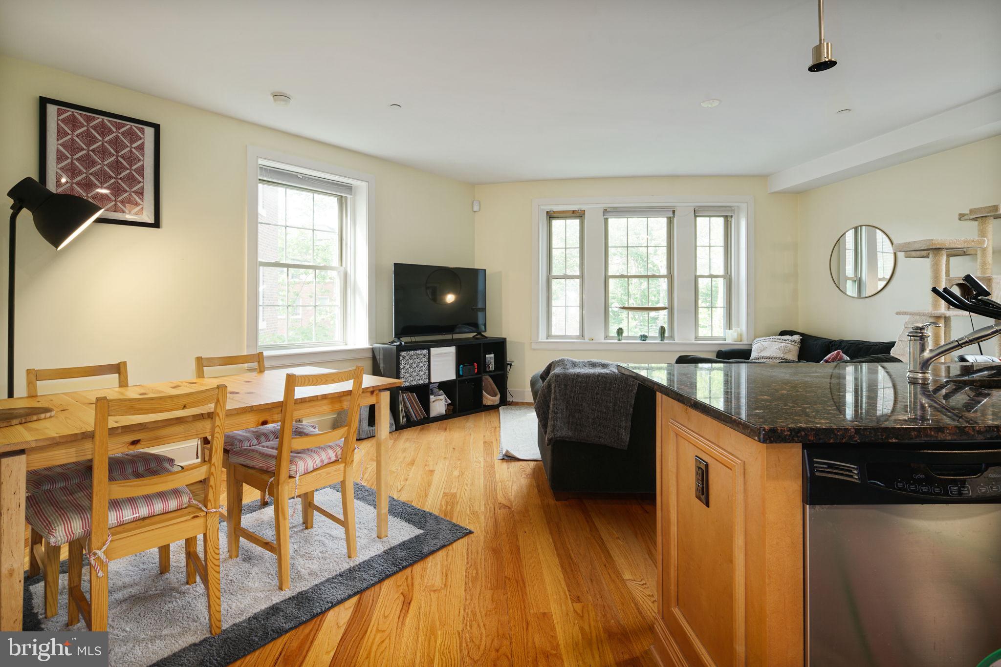 4300 Spruce Street, Unit C306 Philadelphia, PA 19104 - Photo 4 of 24
