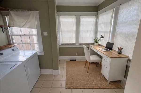 $1,800 | 212 Grenadine Street, Unit LOWR, Metairie, LA 70005