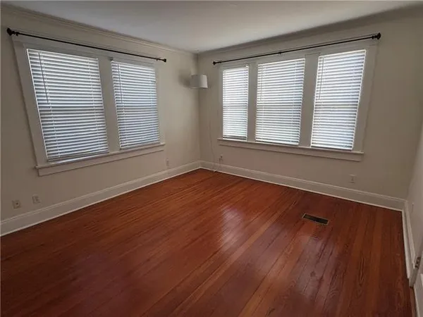 $1,800 | 212 Grenadine Street, Unit LOWR, Metairie, LA 70005