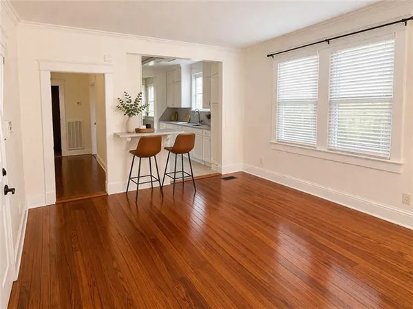 $1,800 | 212 Grenadine Street, Unit LOWR, Metairie, LA 70005