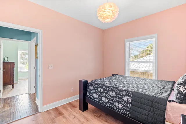 a view of entryway with a front door